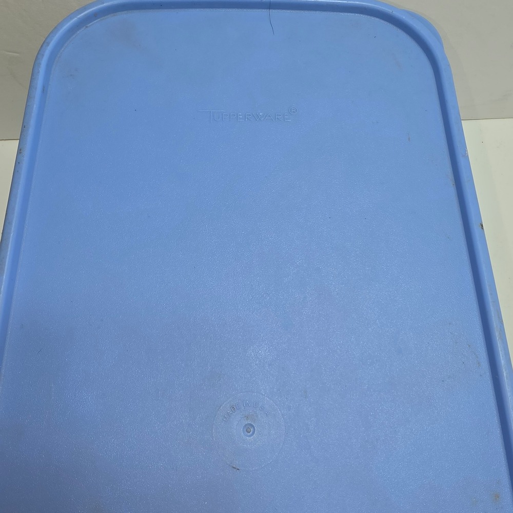 Vintage Tupperware SheerJumbo Rectangle Storage Container Bread Vegetable Keeper